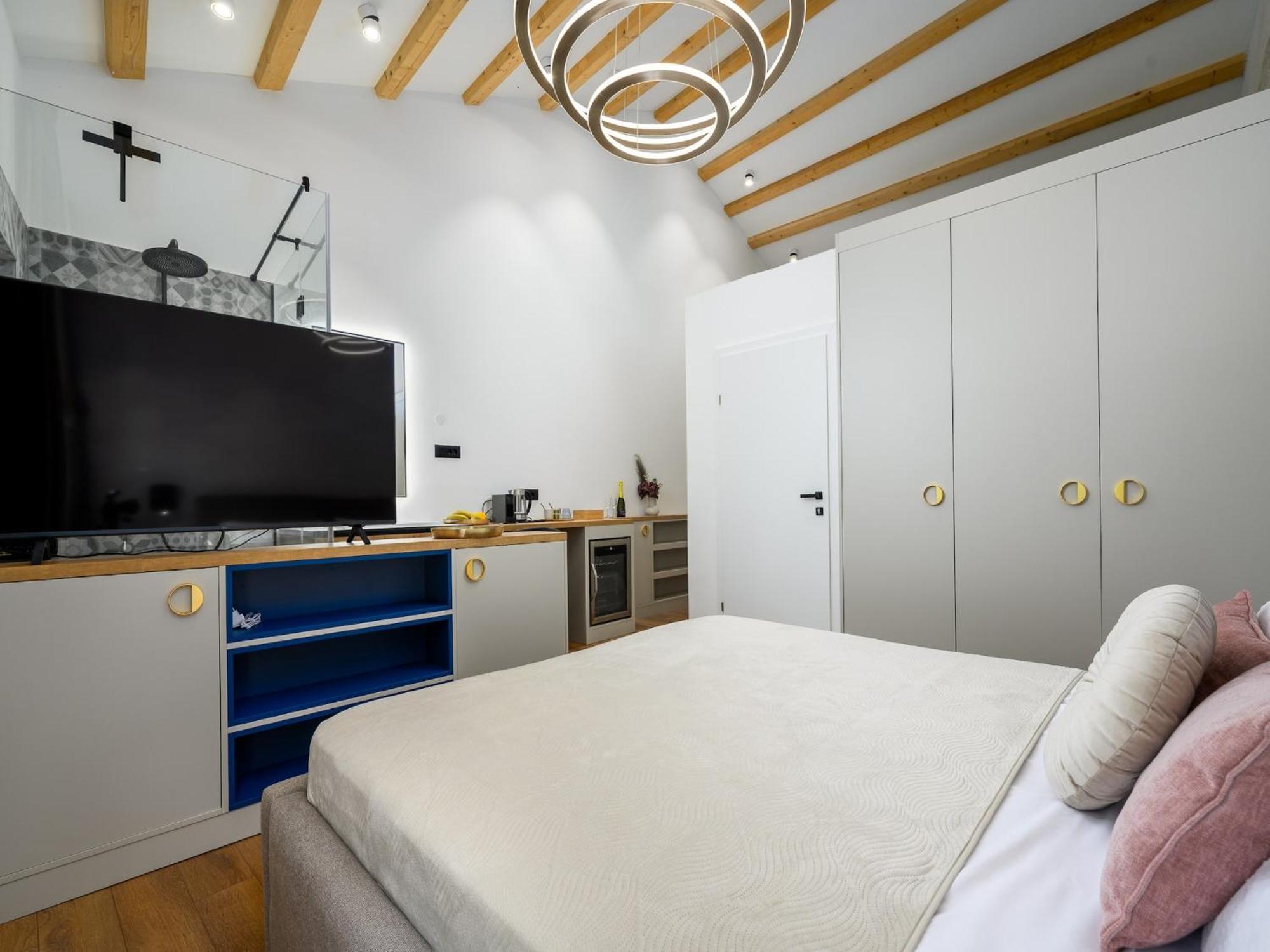 Apartment Near Old Town *